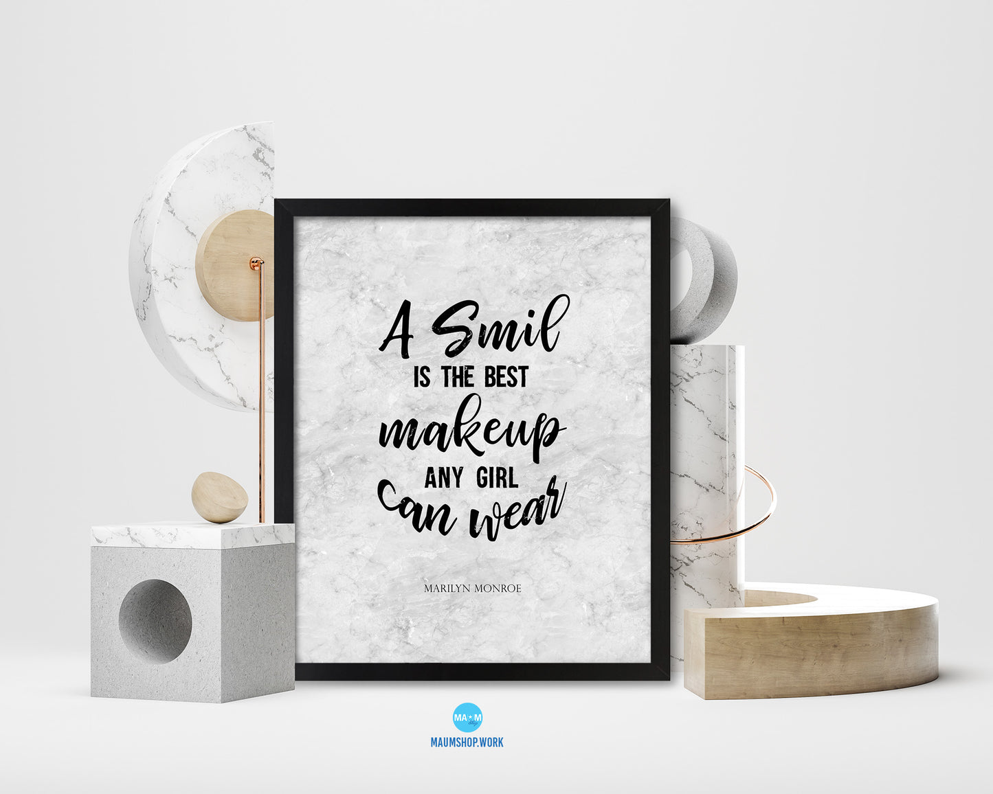 A smile is the best makeup any girl can wear, Marilyn Monroe Quote Framed Print Wall Art Decor Gifts