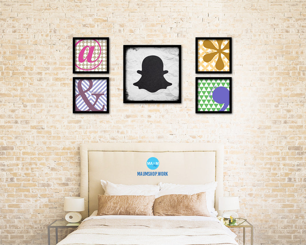 Snapchat Social Media Symbol Icons logo Wood Framed Print Home Decor Wall Art Gifts